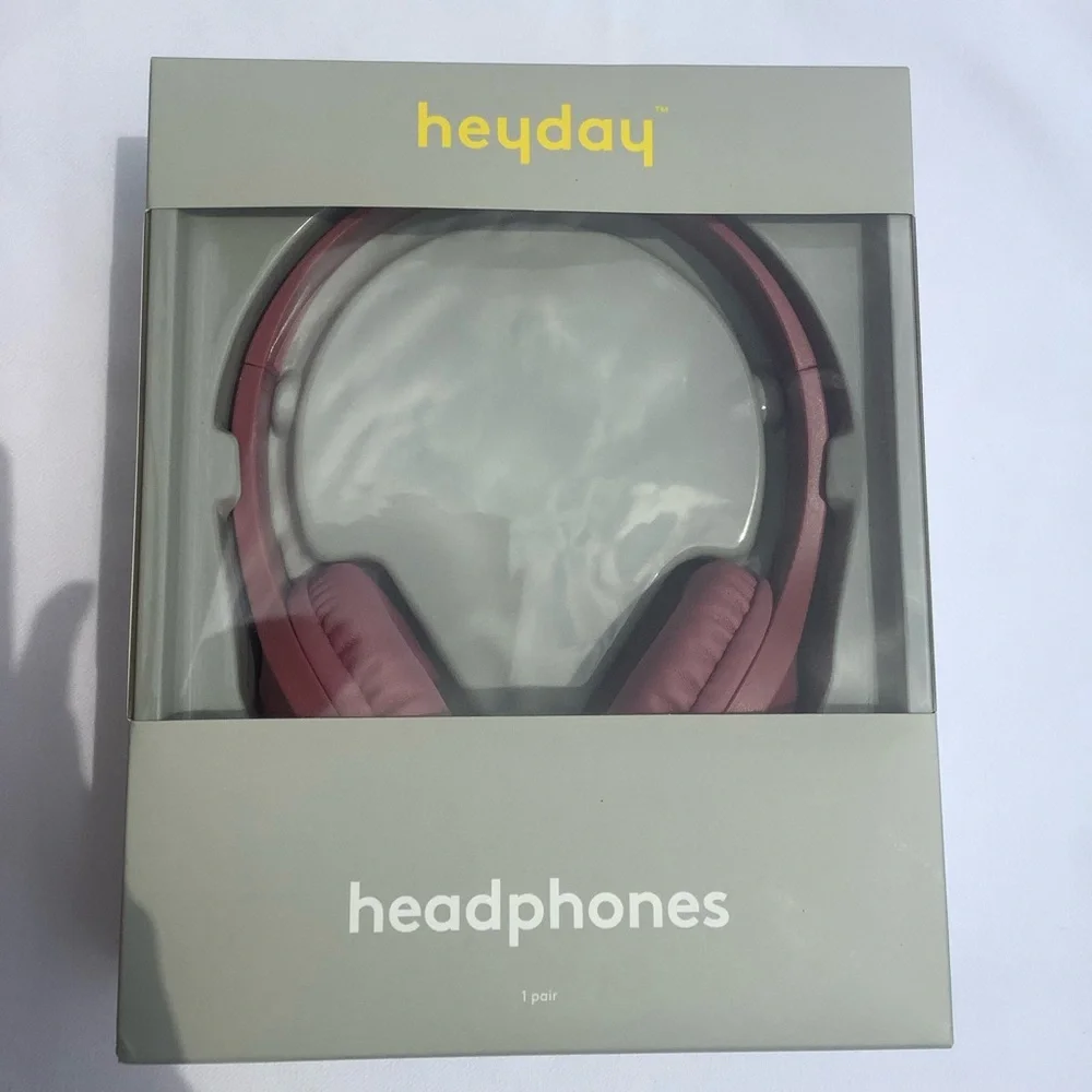 Heyday Headphones Over-the-Ear Wired 3.5mm Color Dusty Pink or Dark Pink - Picture 8 of 12
